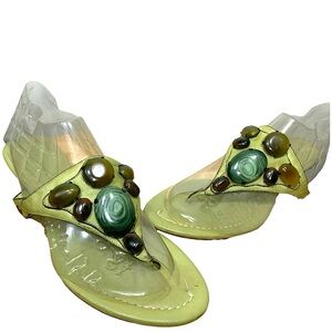 Sacha London Green Leather Thong Sandals Kitten Heel Sz 8.5 Stones Accents